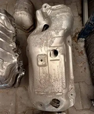 Opel Astra J Exhaust heat shield 1J0969662 70079559