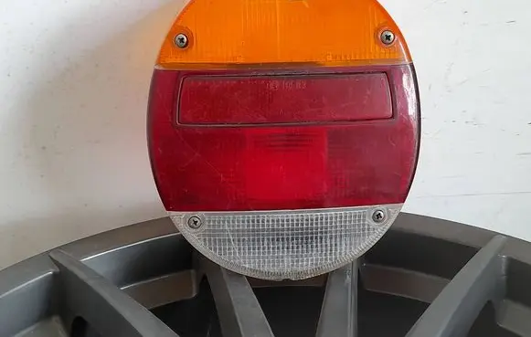 Volkswagen Beetle 1303 Tail light lenses 339R7