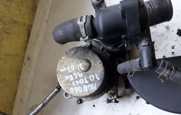 Vacuum pump
