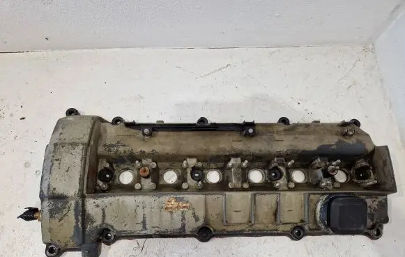 BMW 3 E36 Rocker cam cover 1738175