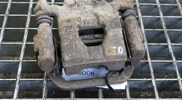 Nissan Pulsar Rear brake caliper