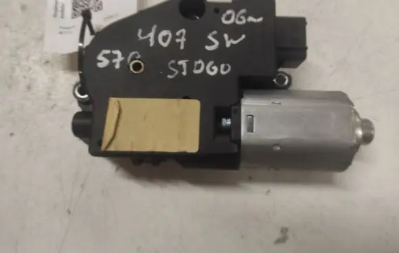 Peugeot 407 Sunroof control unit/module 1701846 96588687780