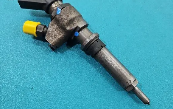 Fuel injector