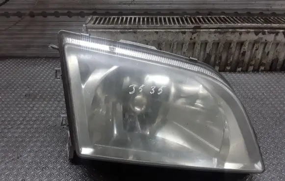 Mitsubishi Space Star Headlight/headlamp