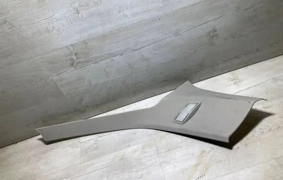 Mercedes-Benz C W204 (D)pillar trim (top) A2048205601