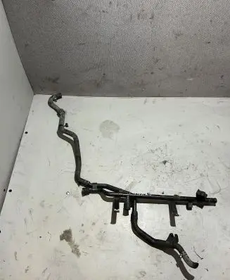 Volkswagen Touareg I Engine coolant pipe/hose