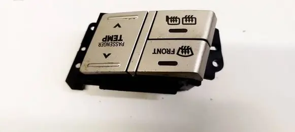 Lexus RX 300 Windscreen/window heater switch