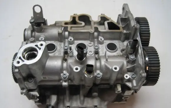 Seat Arona Engine head 05C103404C