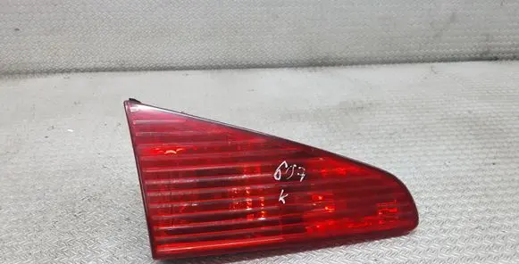 Peugeot 607 Tailgate rear/tail lights