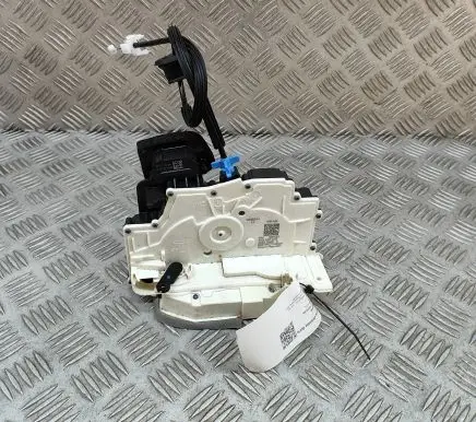 Porsche Taycan 9J1 Front door lock 4N2837016