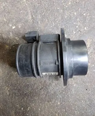Renault Laguna II Mass air flow meter 7700314057 11030676 5WK9609