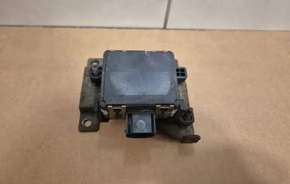 KIA Ceed Distronic sensor radar J799110511 99110J7500 0203303325658