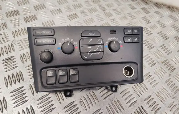 Volvo S80 Climate control unit 8682929