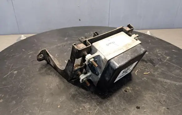Honda CR-V Distronic sensor radar 