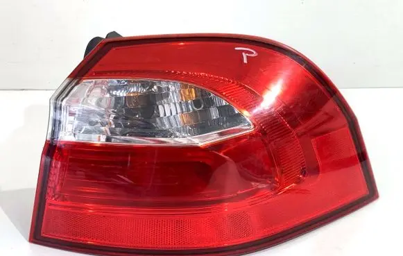 KIA Rio Rear/tail lights 924021W2R