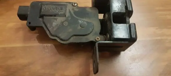 KIA Sorento Loading door lock 871303E000