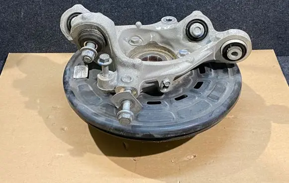 Chevrolet Camaro Rear wheel hub 23206824