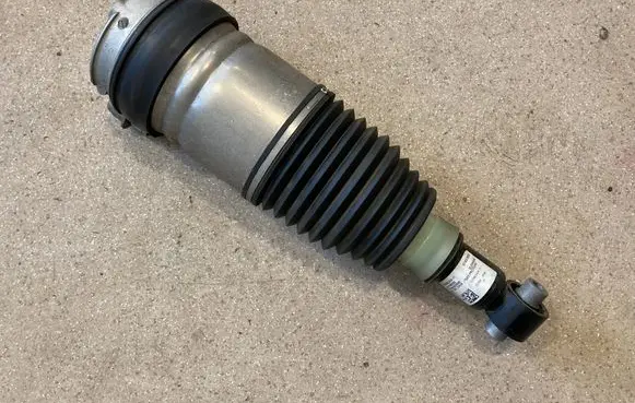 BMW 5 G60 G61 Rear shock absorber/damper 5A01DA8
