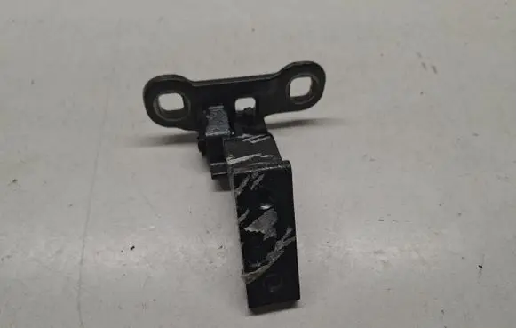 Volvo XC60 Rear door lower hinge 31424590