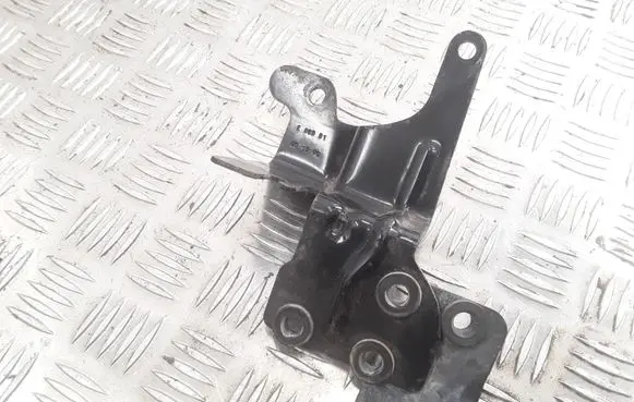 Ford Maverick Other engine bay part E869B1
