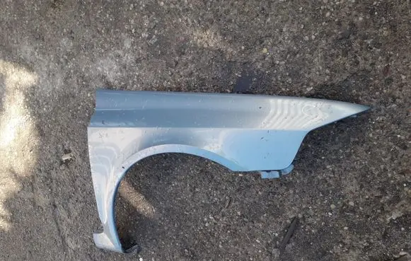 Renault Laguna II Fender