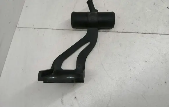 Toyota Avensis T250 Engine coolant pipe/hose 922735