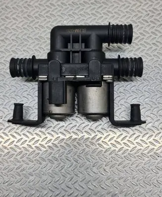 BMW 5 E60 E61 Coolant heater control valve SLBM026