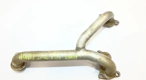 Audi A8 S8 D3 4E Gearbox oil cooler pipe/hose 07L115278B