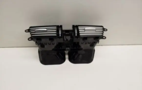 Mercedes-Benz E W212 Dash center air vent grill A2128302554