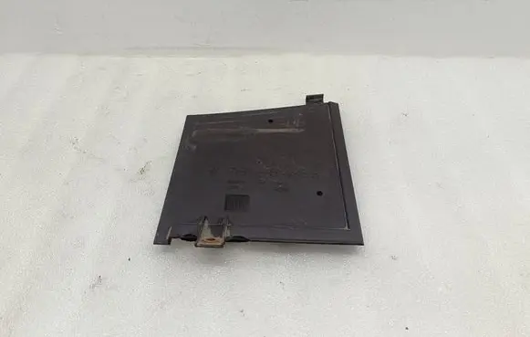 Volkswagen Transporter - Caravelle T5 Battery tray heat shield 7H0915438A