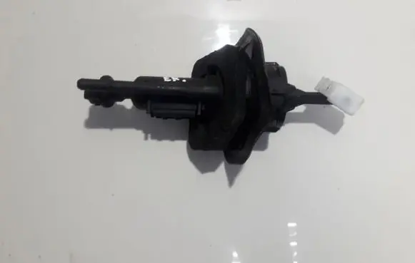 Ford Focus Clutch master cylinder 3m517a543ae 3m51-7a543-ae