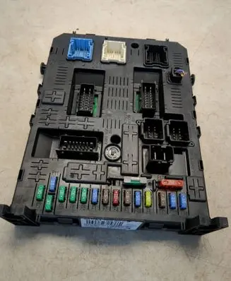 Peugeot RCZ Fuse module 230346602 20977771 230459502