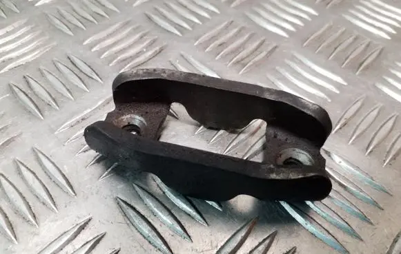 Mitsubishi ASX Fuel Injector clamp holder