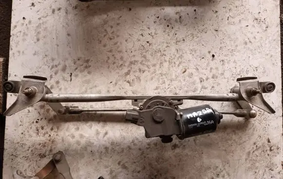 Mazda 6 Front wiper linkage 