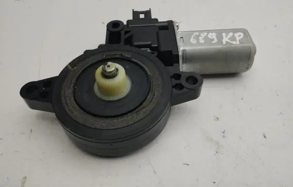 Mazda CX-5 Front door window regulator motor CM012040