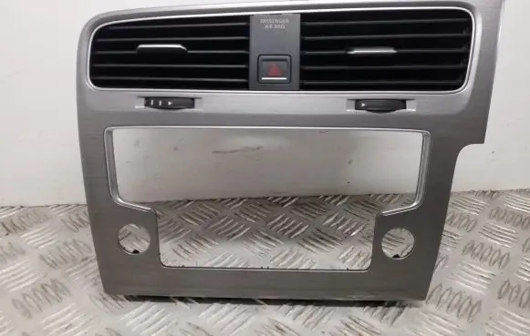 Volkswagen Golf VII Dash center air vent grill 5G2815736D 5G2815735D 5G2819743D