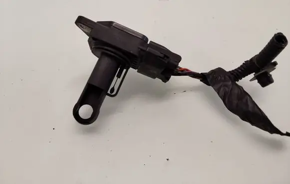 Toyota Corolla Verso E121 Mass air flow meter 222040N010 MB1974003070 4981114