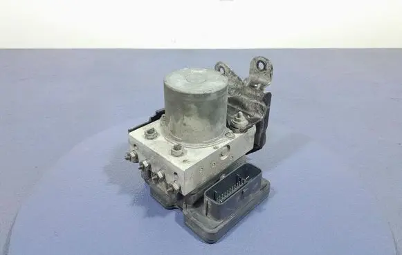 Mercedes-Benz Sprinter W906 ABS Pump A9069005502