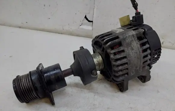 Ford Focus Generator/alternator 4M5T10300LC MS1012100921 A115IM105A