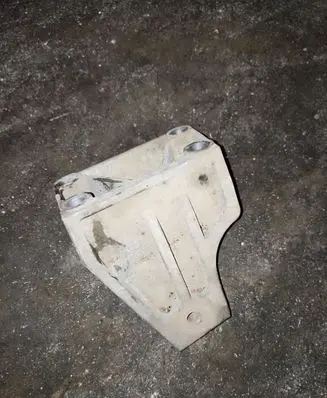 Jeep Grand Cherokee Engine mounting bracket 52124991AC