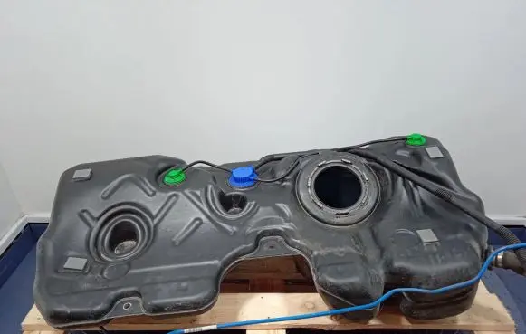 BMW 2 F44 Fuel tank 7465135