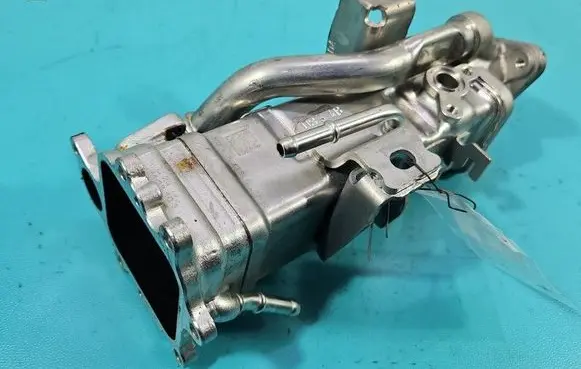 EGR valve cooler