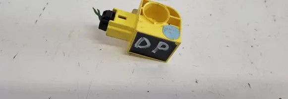 Peugeot 307 Airbag deployment crash/impact sensor 9635739780 5WK42989 41010205