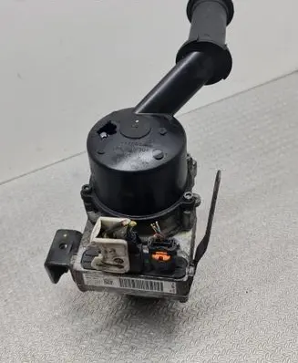 Peugeot Partner Power steering pump 9813664780