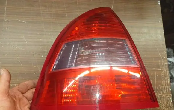 Rear/tail lights