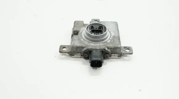 Mazda 3 III Voltage converter/converter module D4SD4R2000HACR D4SD4R2000H