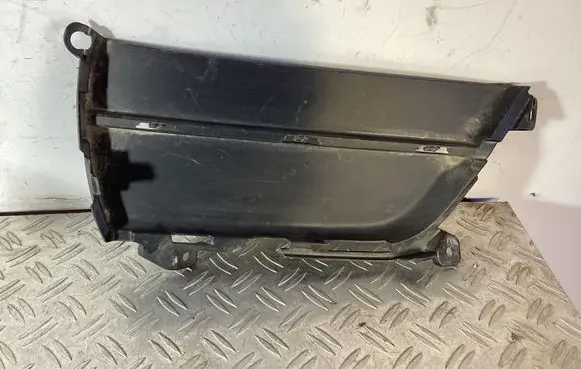 Porsche Macan (95B) Front bumper lower grill 95B121334D