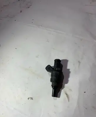 BMW 5 E39 Fuel injector 1427240