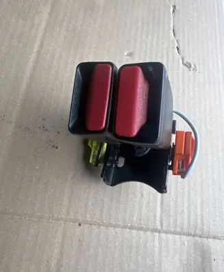 Volvo V60 Rear seatbelt buckle 31250658 20141022