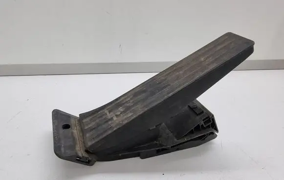 BMW 5 F10 F11 Accelerator throttle pedal 6860784 35426860784